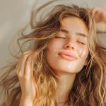 Как применять ампулы от выпадения волос?